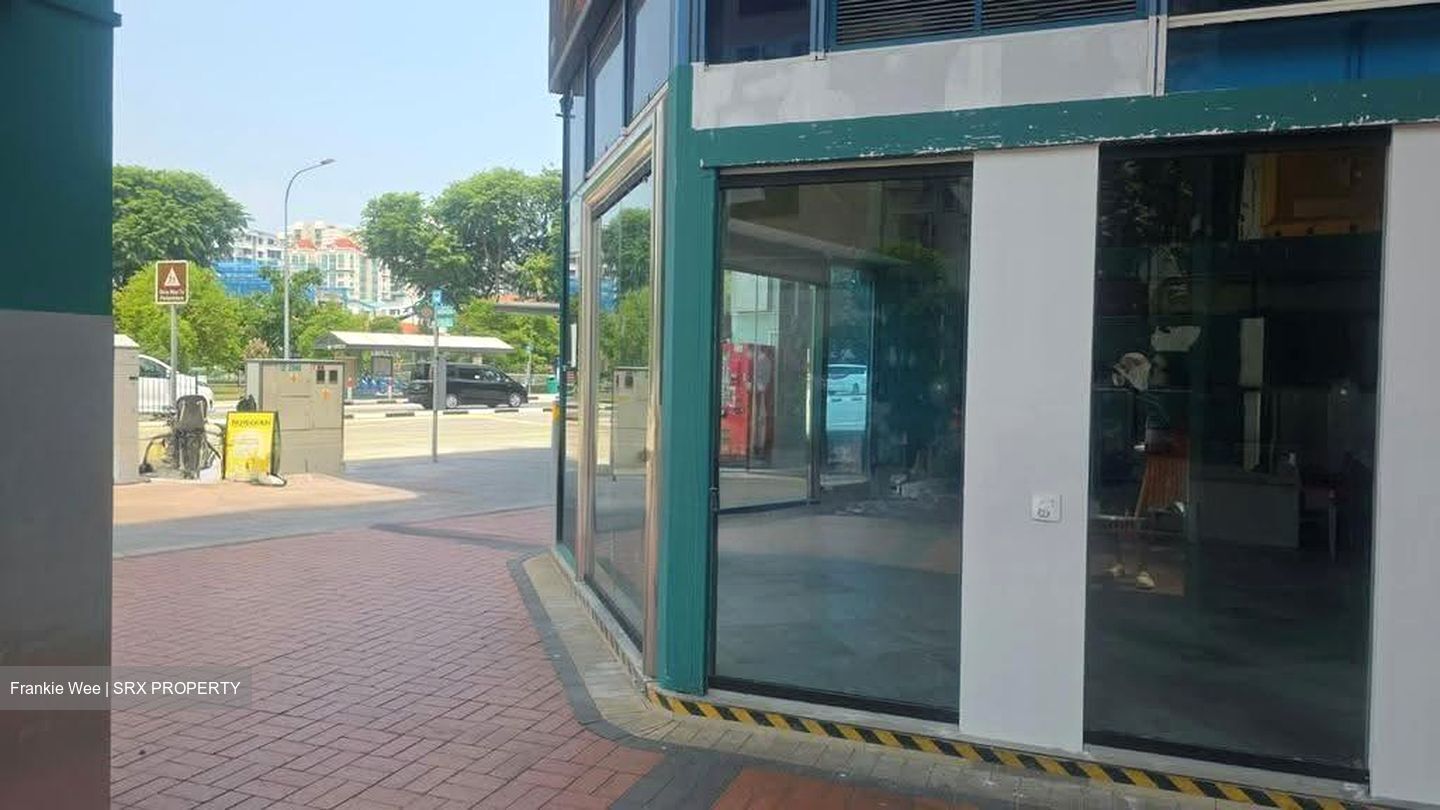 Guillemard Road (D14), Retail #611010391